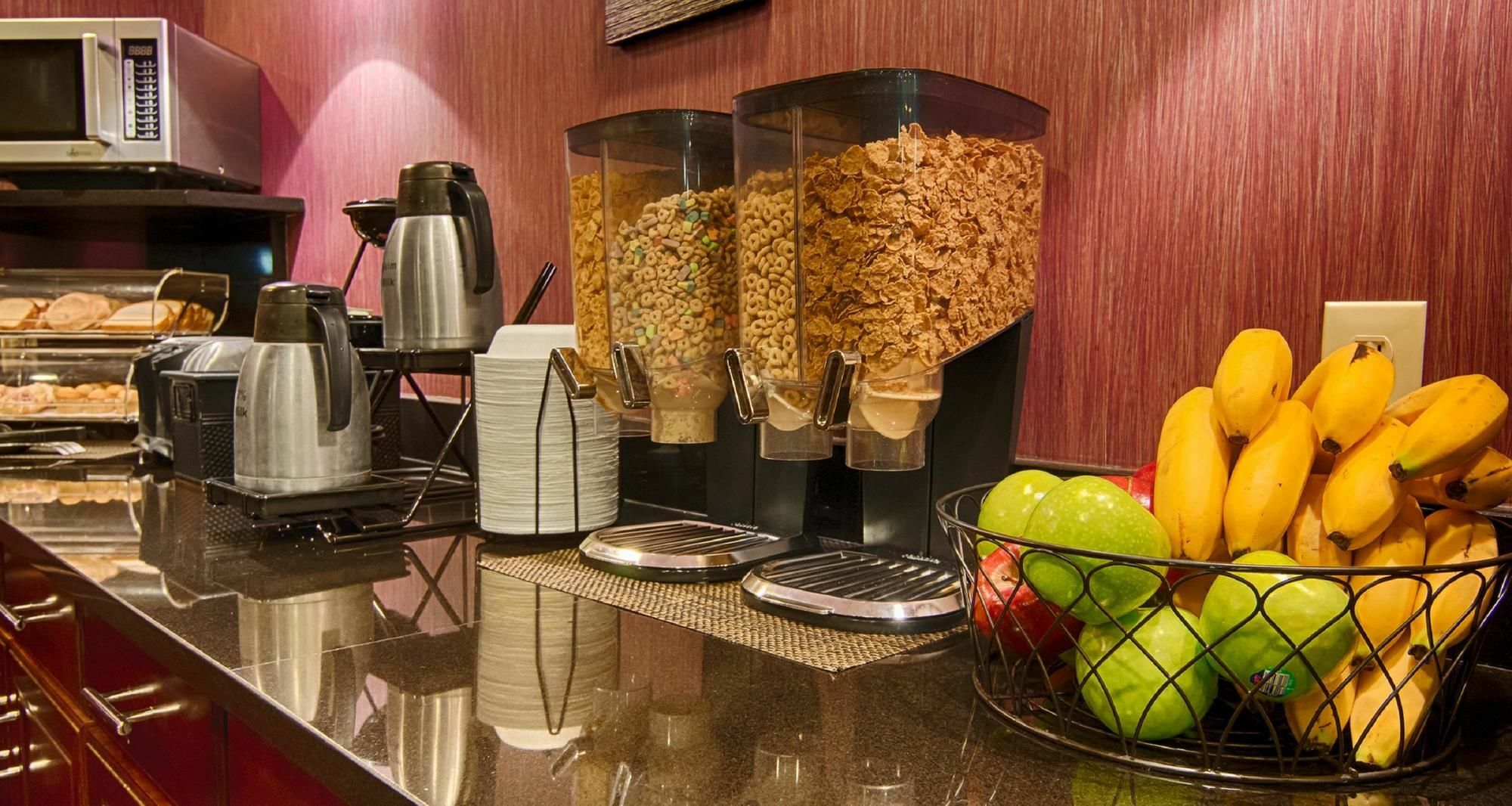 Best Western Plover-Stevens Point Hotel & Conference Center Esterno foto